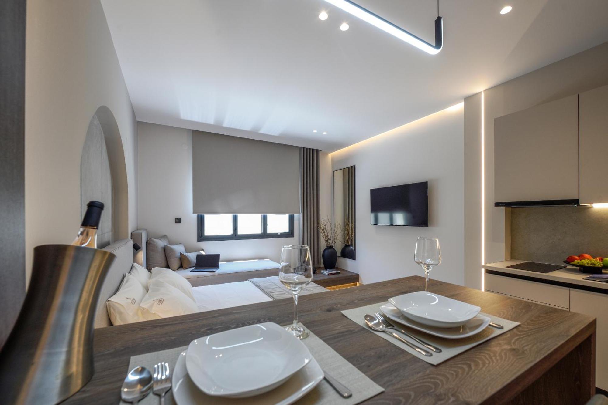 Loena Luxury * Salonicco